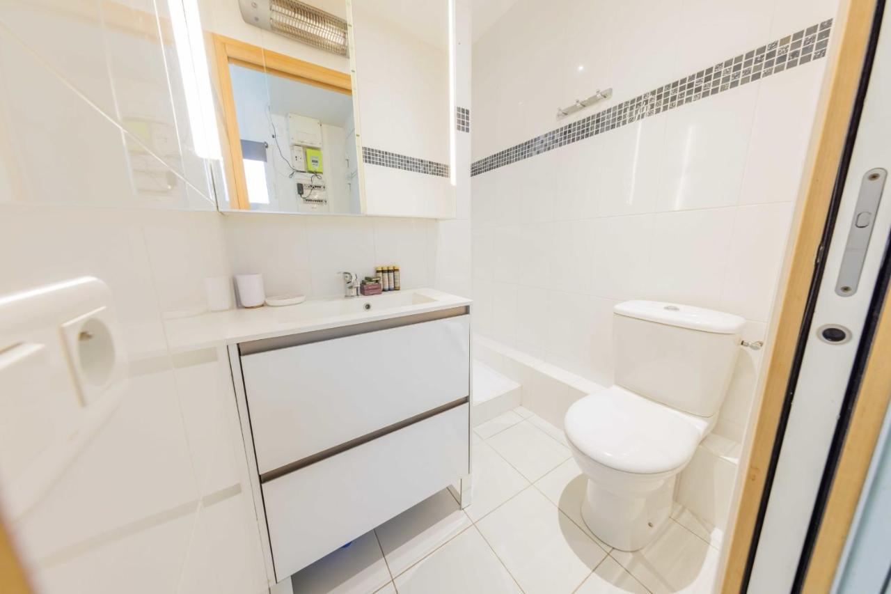 Cozy Studio In The Heart Of Montmartre - Blanches 2 Apartment ปารีส ภายนอก รูปภาพ